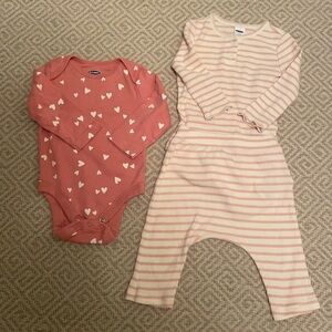 Old Navy Bundle striped set and heart print onesie  pink white 3-6M